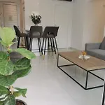 Phaedrus Living