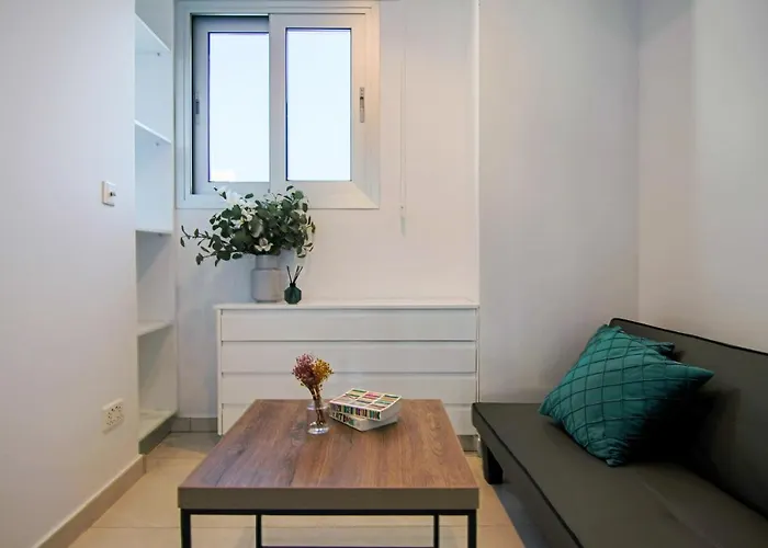 Phaedrus Living דירה