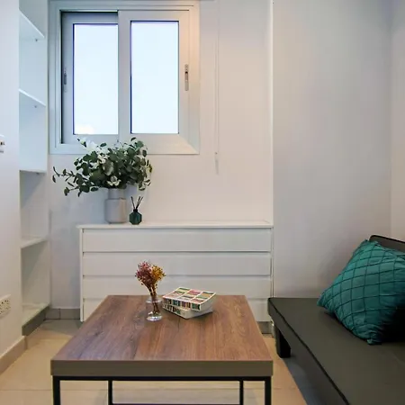 Phaedrus Living Apartment